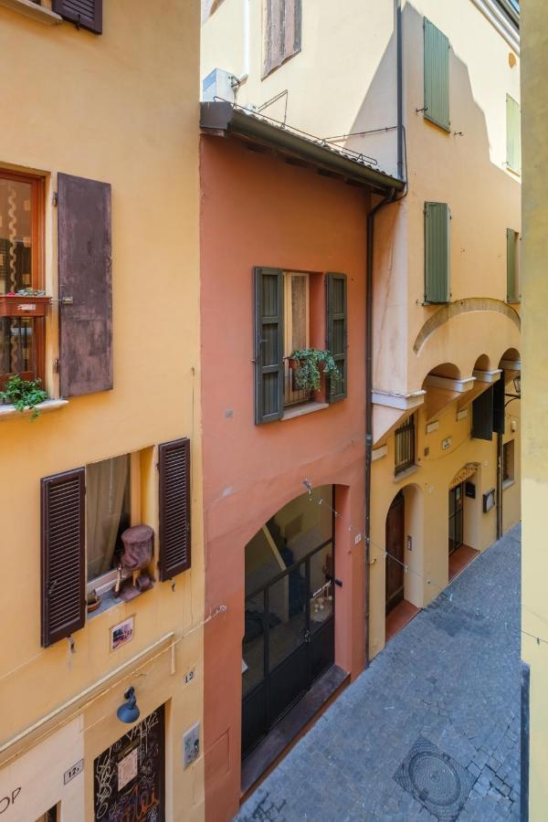 Golden Suite By Studio Vita Bologna Kültér fotó